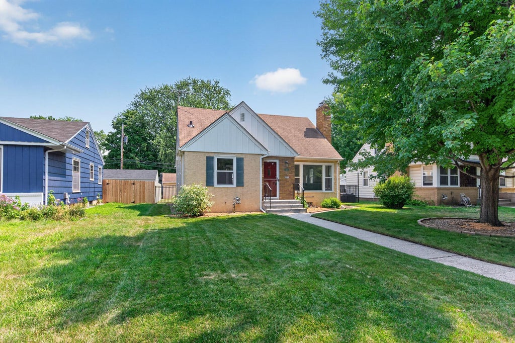Photo of 5721 15th Avenue S, Minneapolis, MN 55417 (MLS # 7125614)