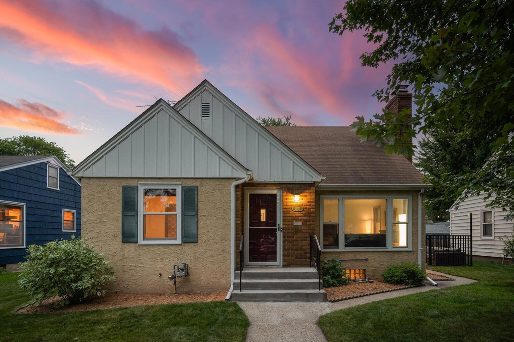 Photo of 5721 15th Avenue S, Minneapolis, MN 55417 (MLS # 7125614)