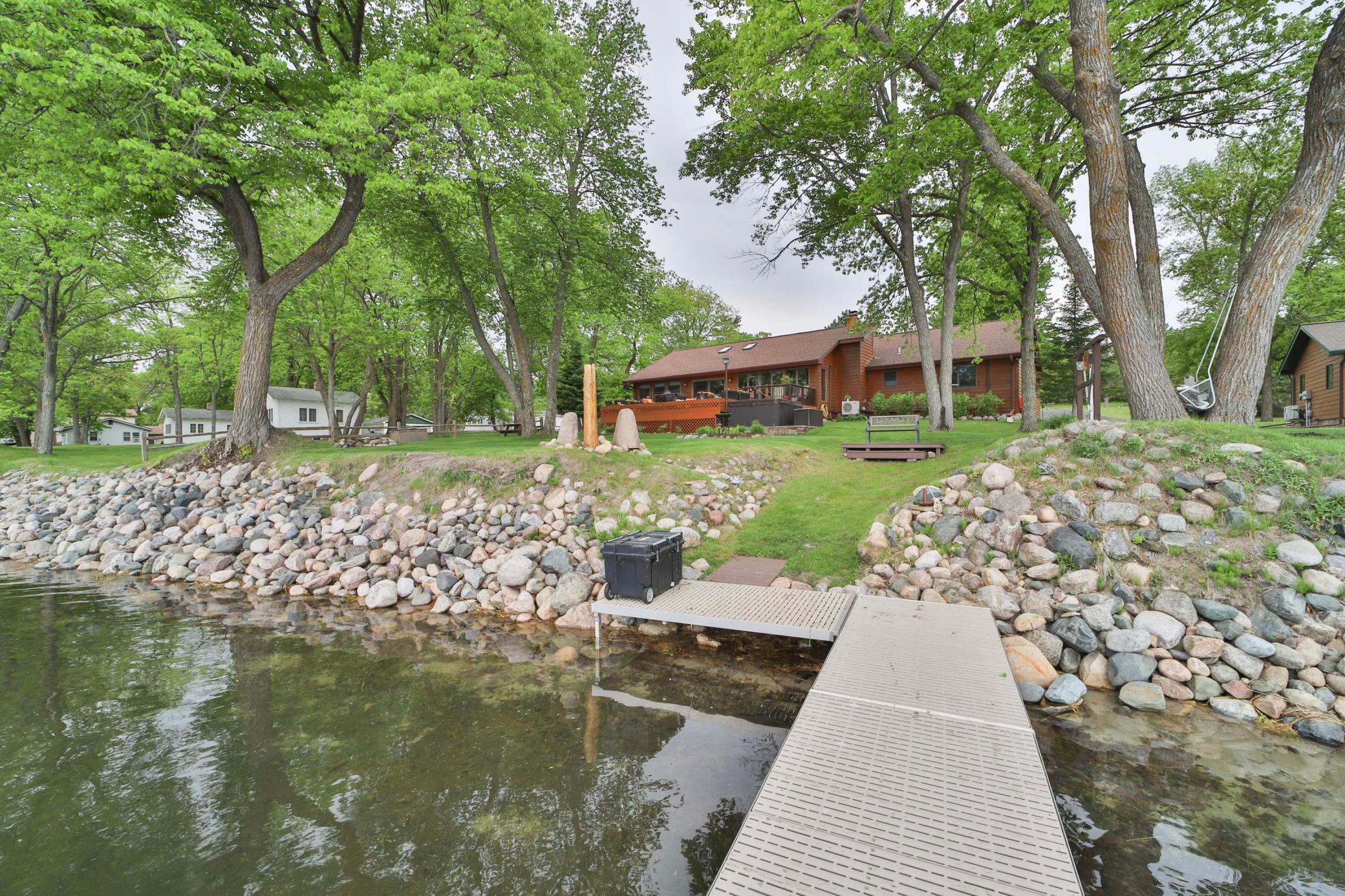 11084 Steamboat Loop NW