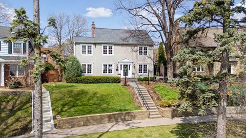 2778 Dean Parkway Minneapolis MN 55416