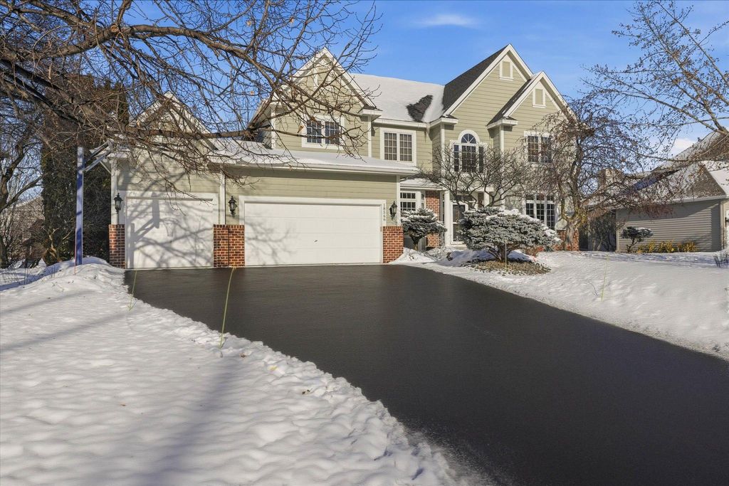 Photo of 18566 Magenta, Eden Prairie, MN 55347 (MLS # 7009090)