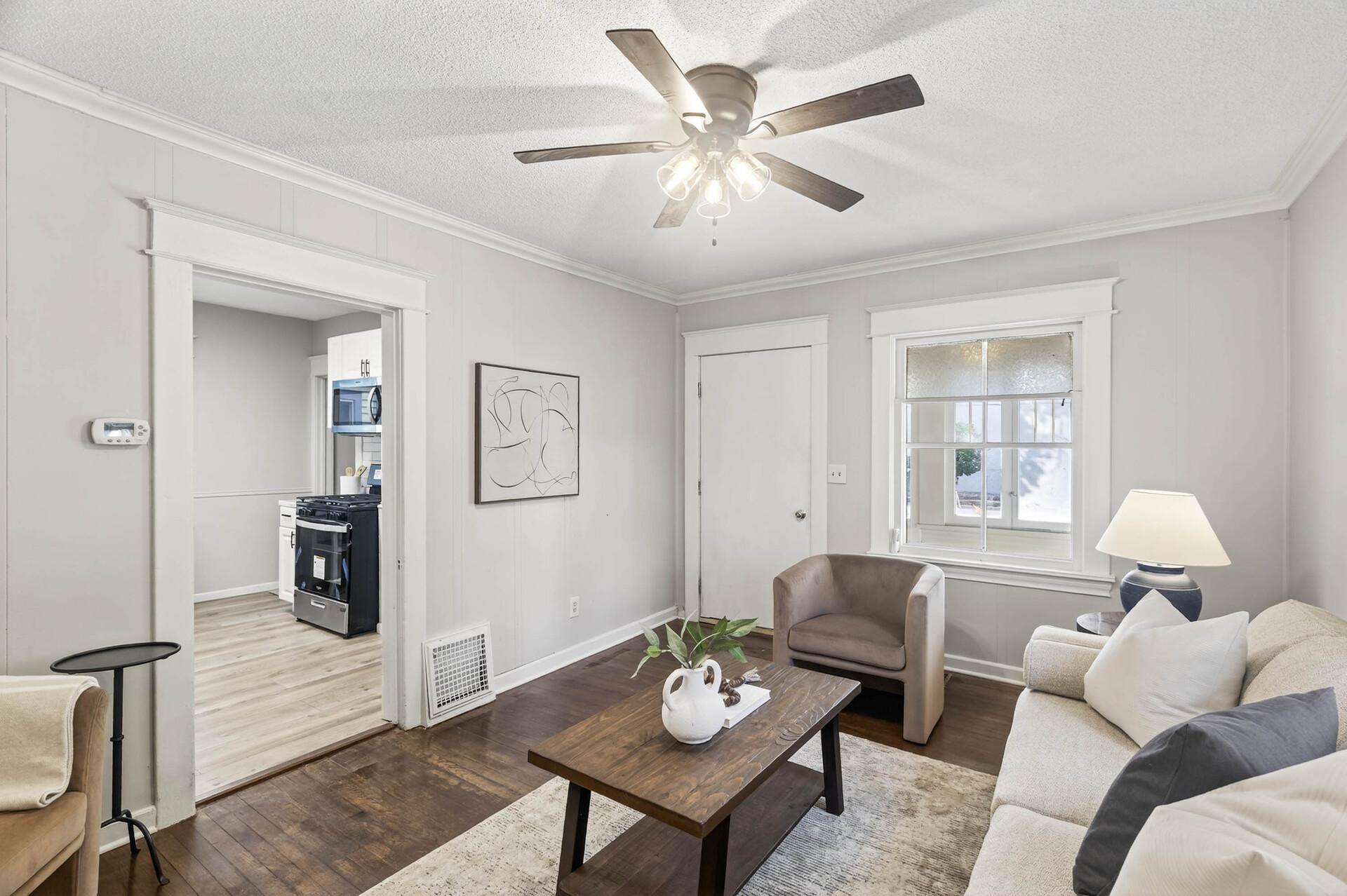 682 Fairview Avenue N