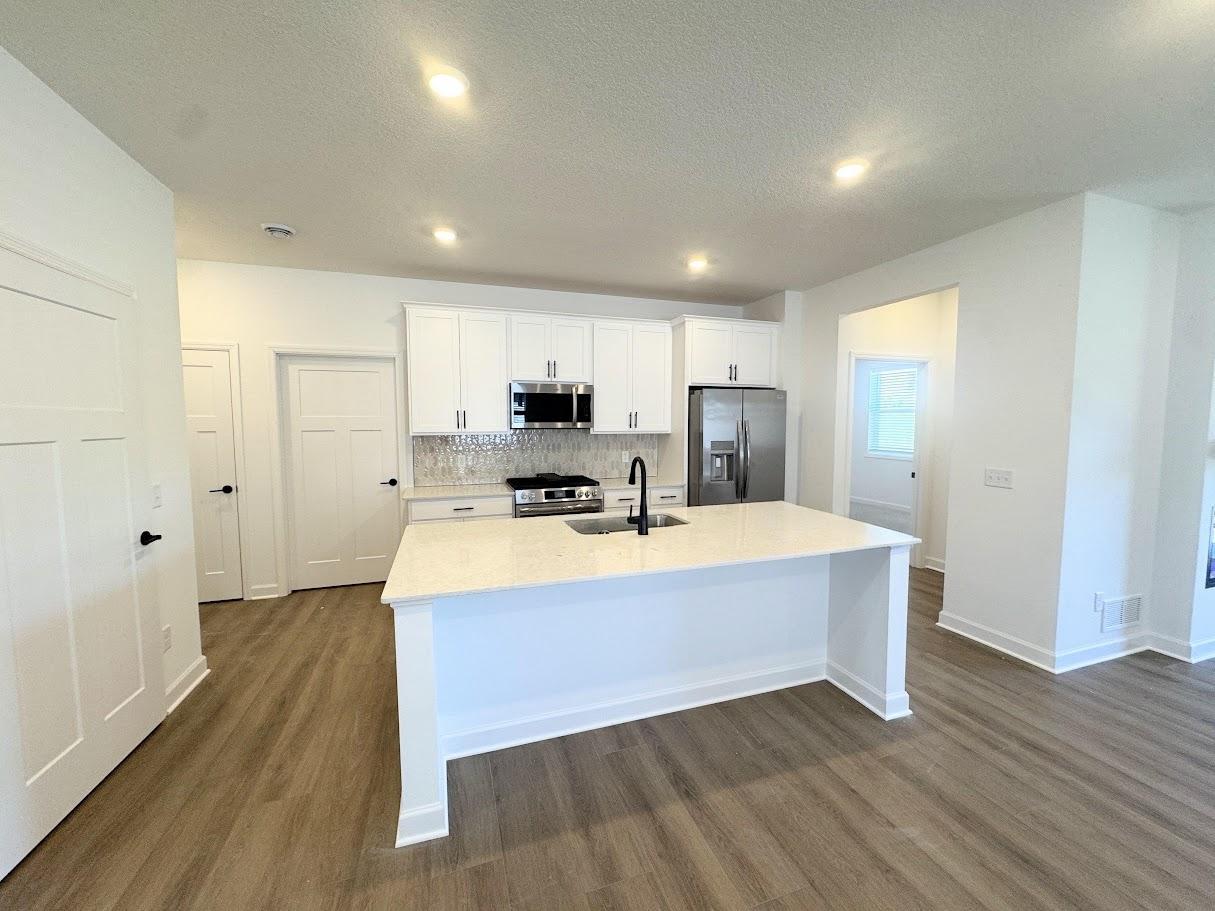 750 Vista Court