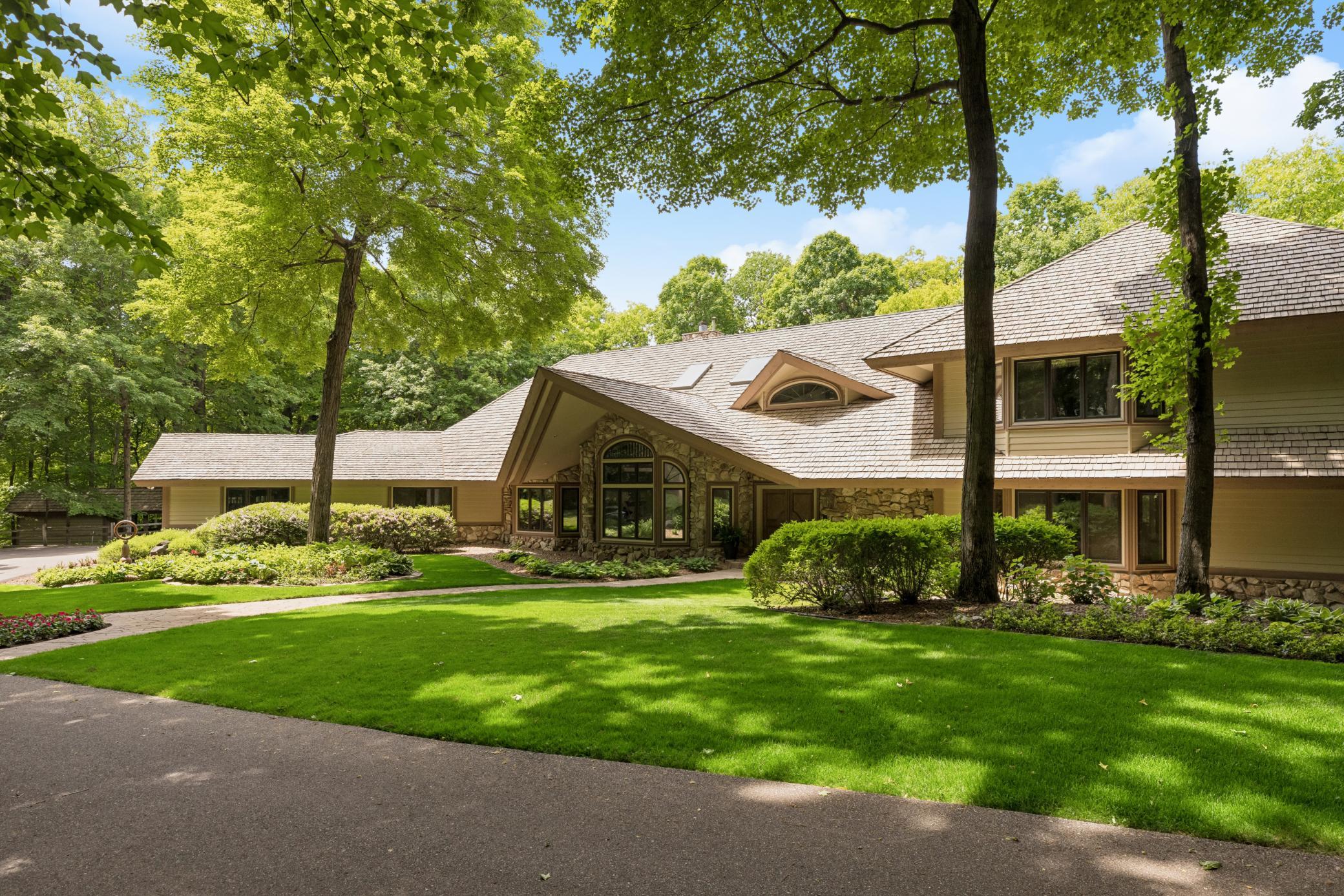 1420 Tamarack Drive