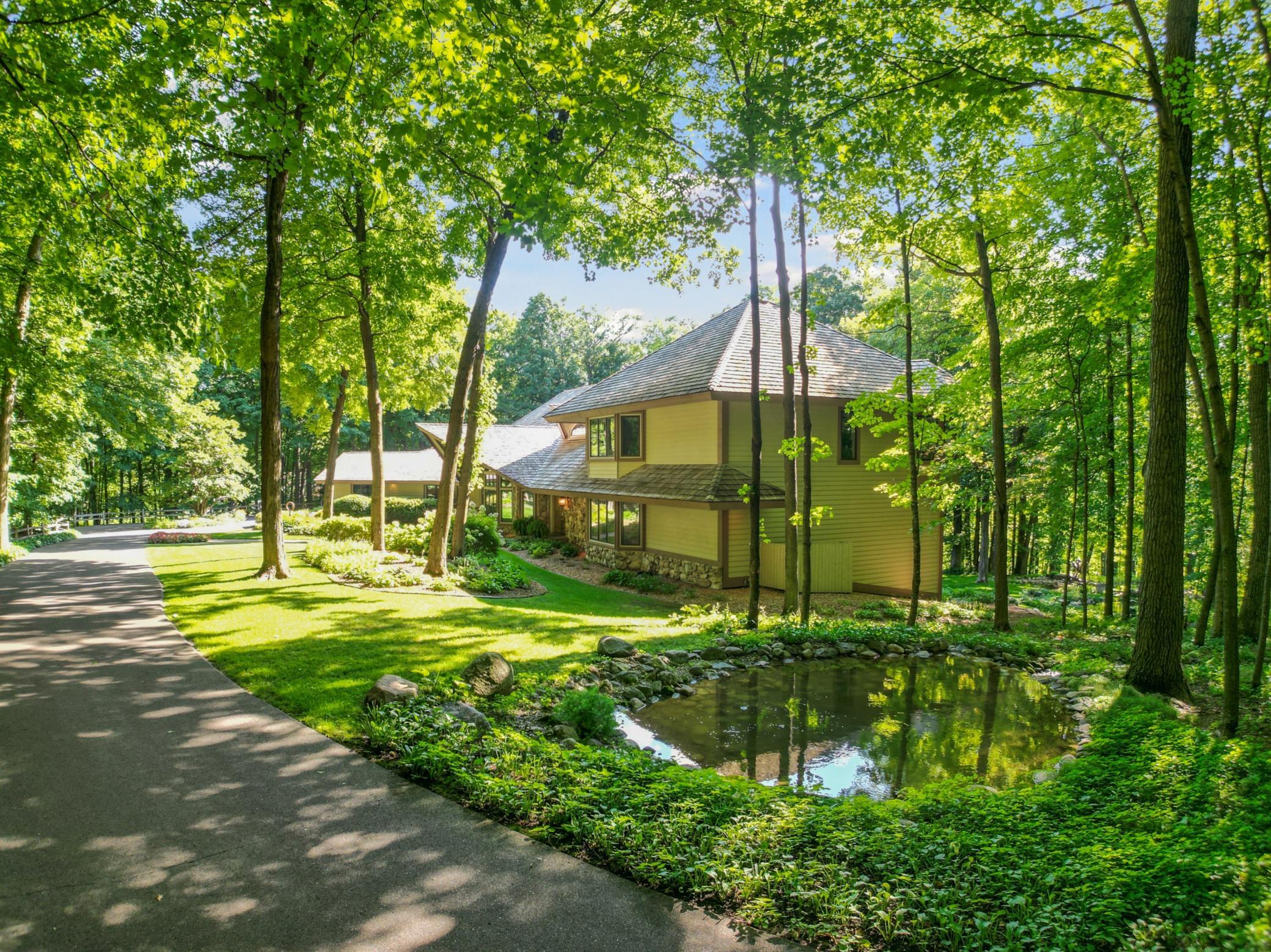 1420 Tamarack Drive