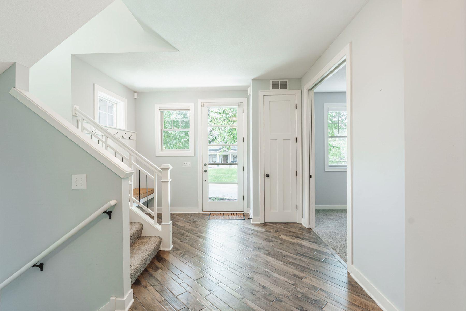 15622 Michele Lane