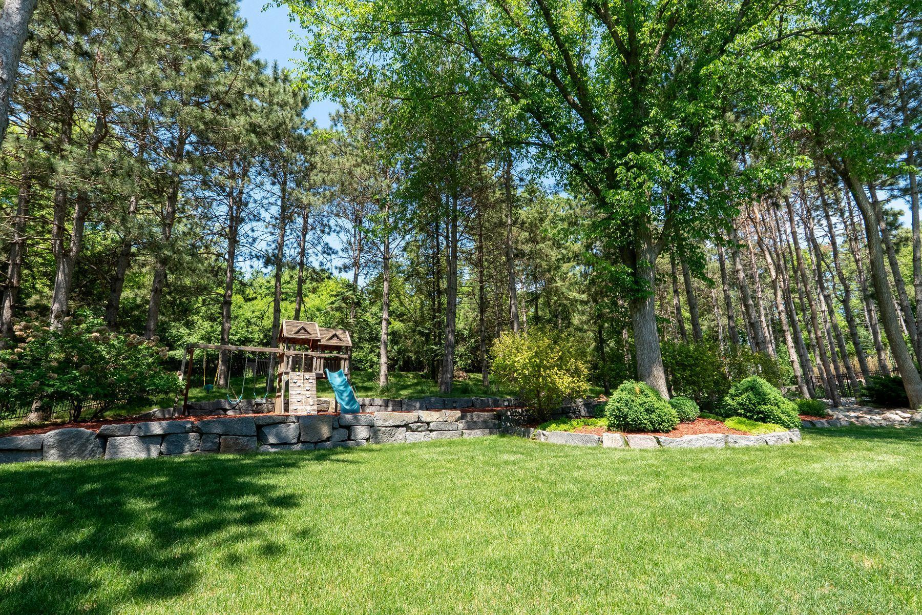 15622 Michele Lane