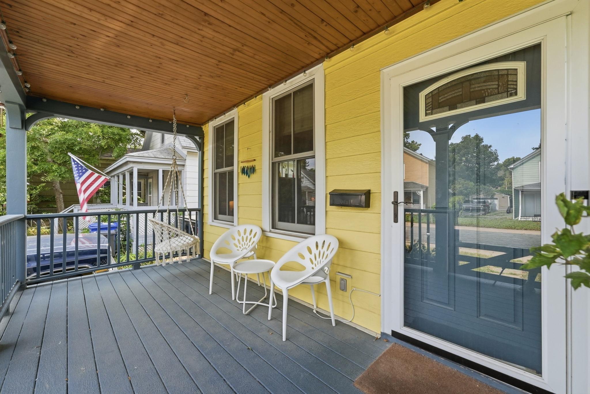 414 Banfil Street