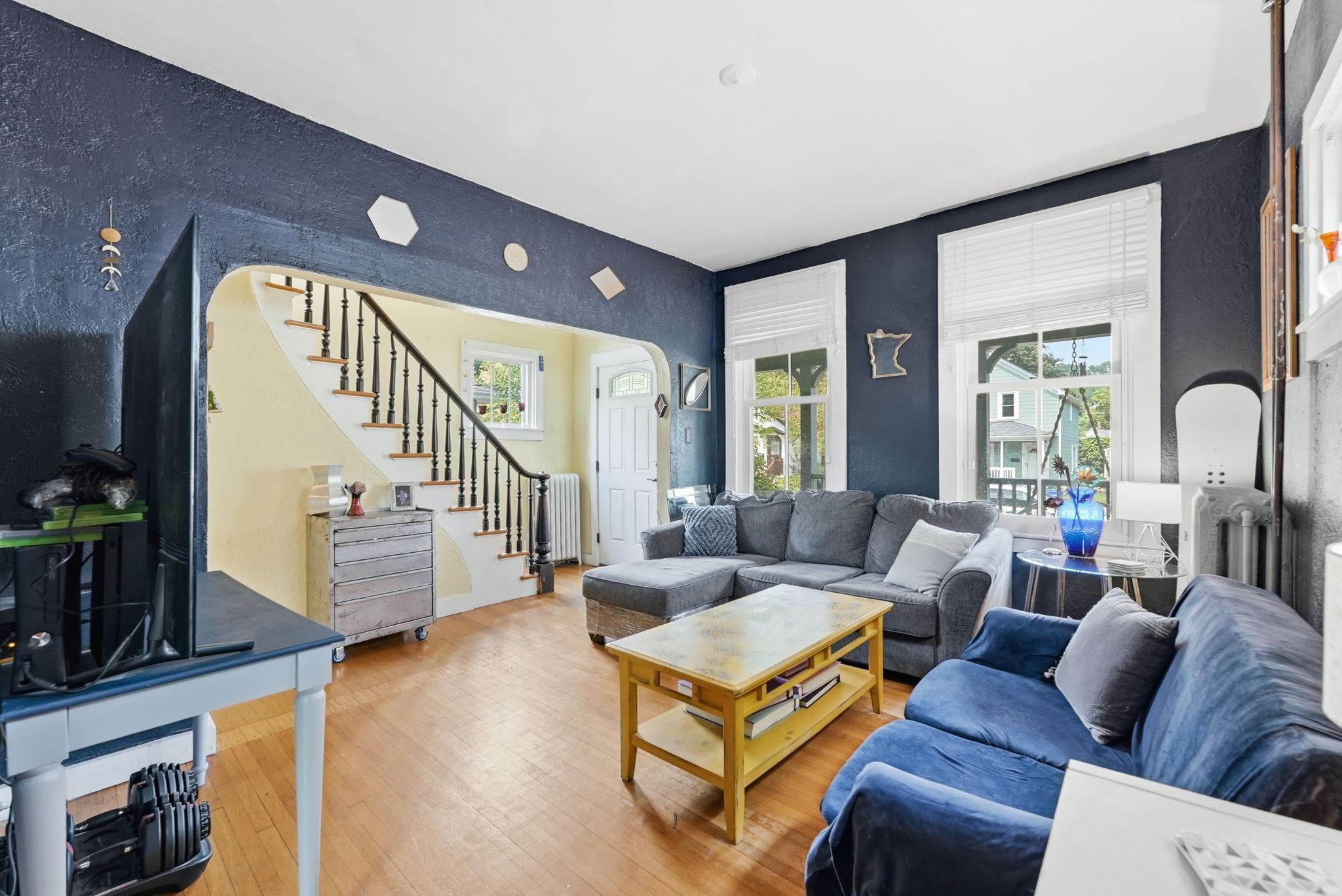 414 Banfil Street