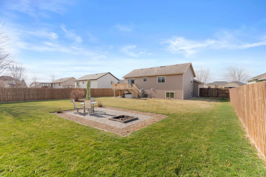 Photo of 5421 Florence Drive NW, Rochester, MN 55901 (MLS # 7050383)