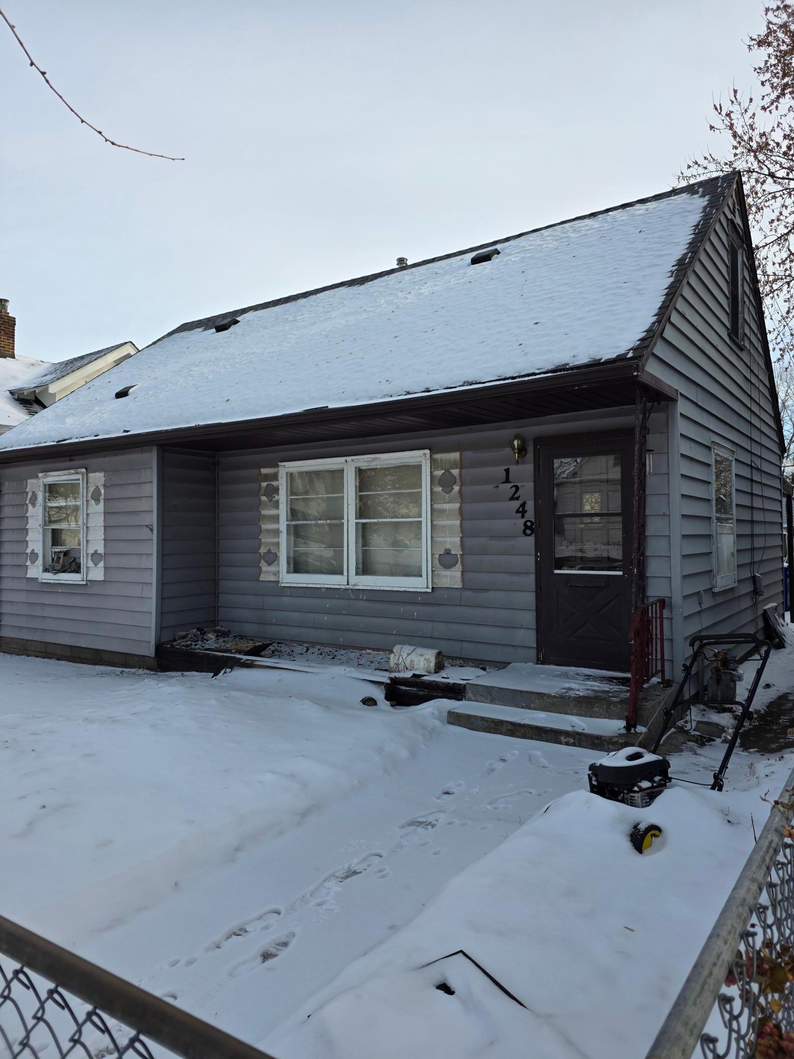 1248 Farrington Street