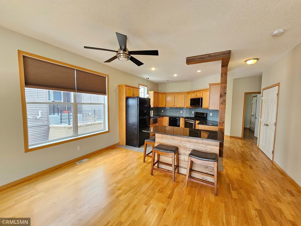 Photo of 2065 Woodlynn Avenue, Maplewood, MN 55109 (MLS # 7016513)