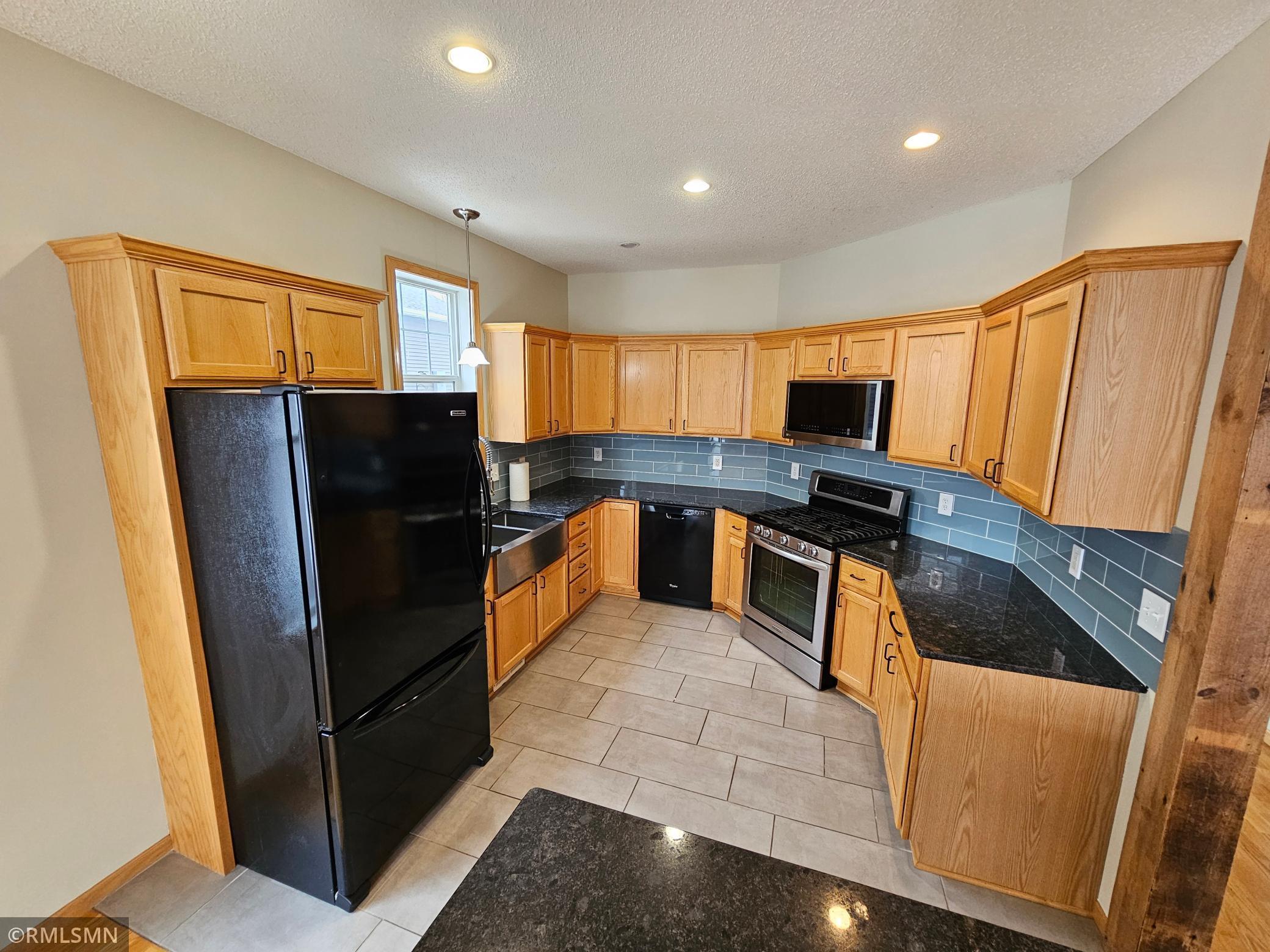 2065 Woodlynn Avenue