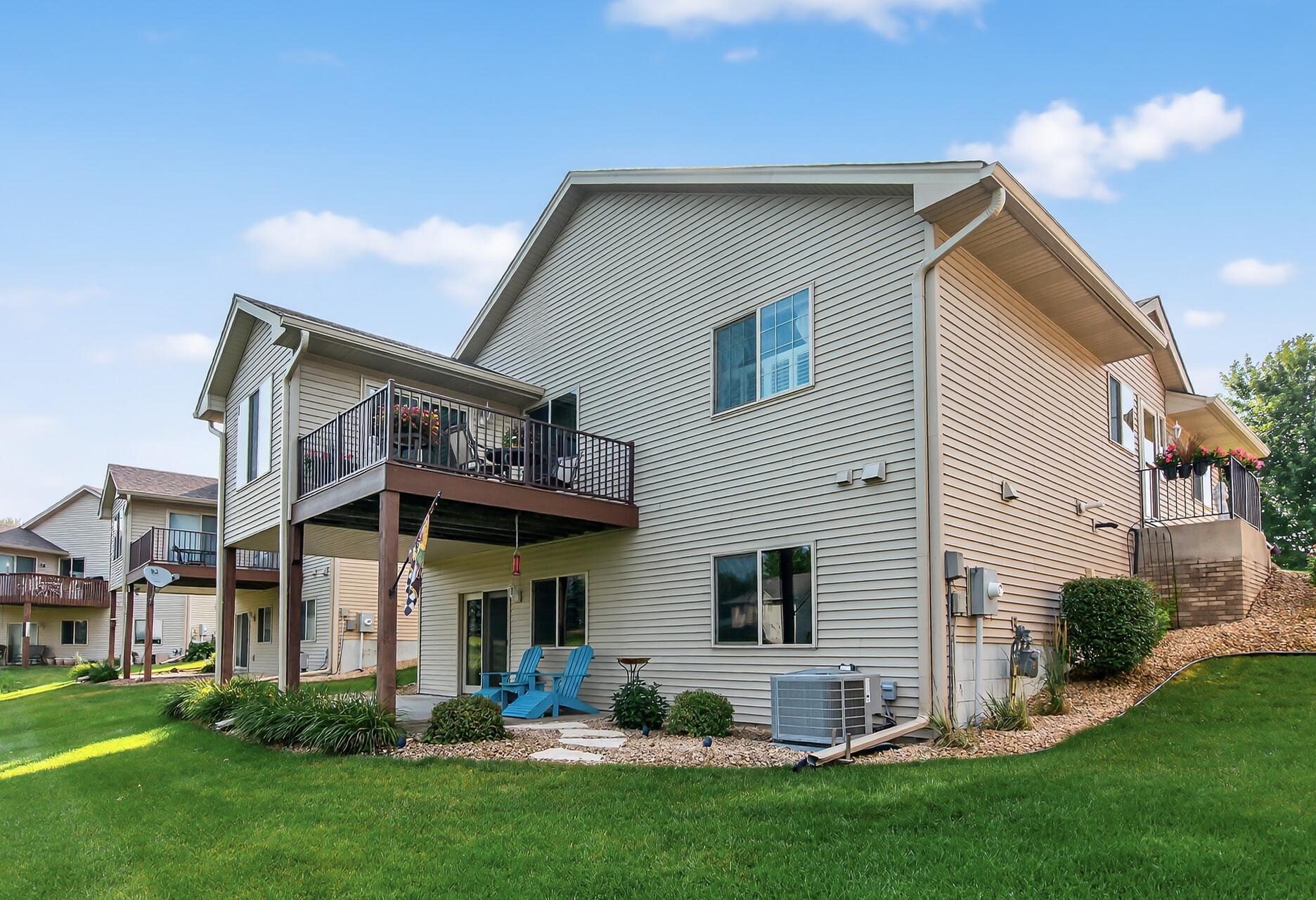 13156 Europa Trail N