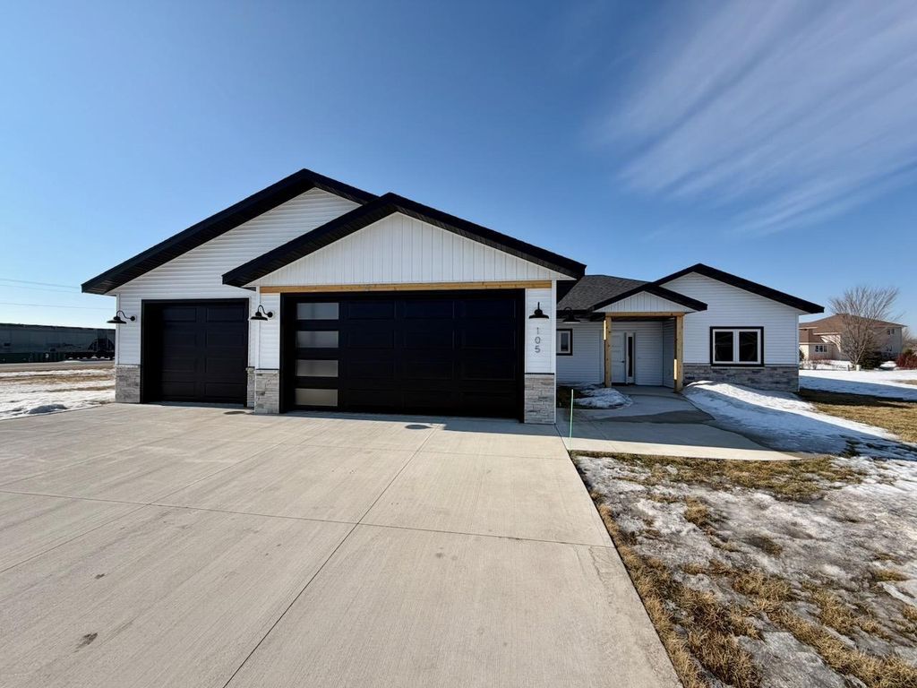 Photo of 105 16th Street N, Breckenridge, MN 56520 (MLS # 7021106)