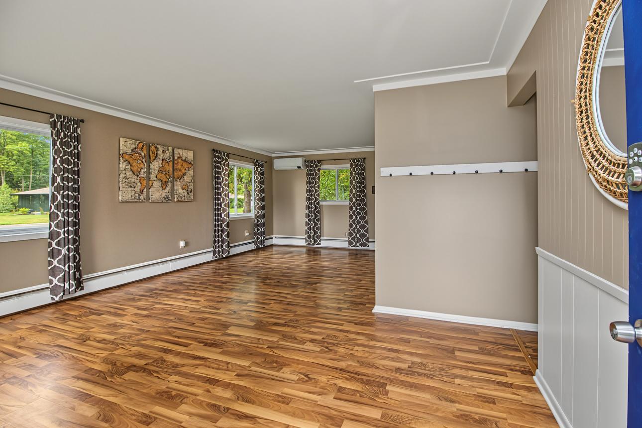 727 Tanglewood Drive