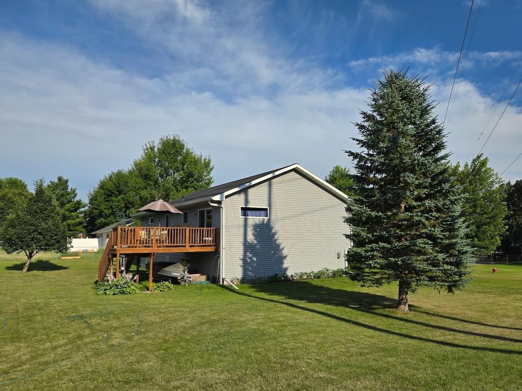 Photo of 1207 Greenfield Avenue, Fergus Falls, MN 56537 (MLS # 7032031)
