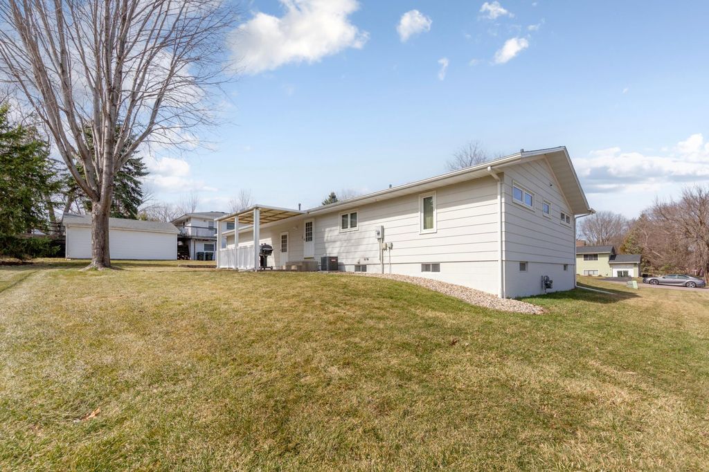 Photo of 814 W Skaro Street, Saint Peter, MN 56082 (MLS # 7048558)