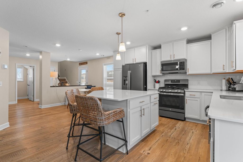 Photo of 14331 Arctic Circle, Rosemount, MN 55068 (MLS # 7016314)