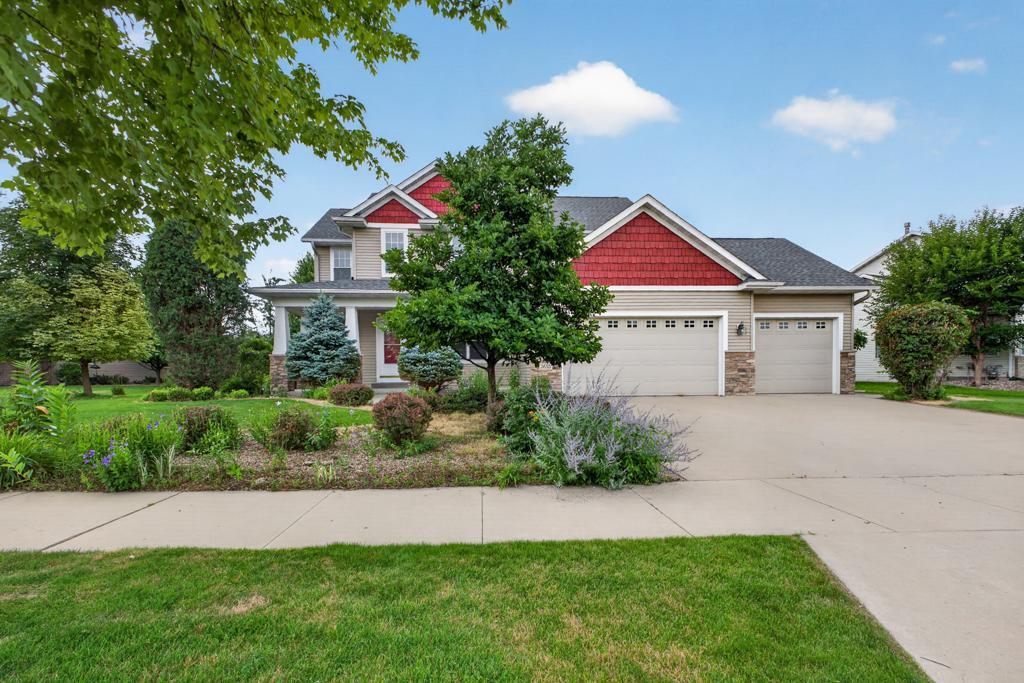 Photo of 3655 Stone Point Drive NE, Rochester, MN 55906 (MLS # 7102780)