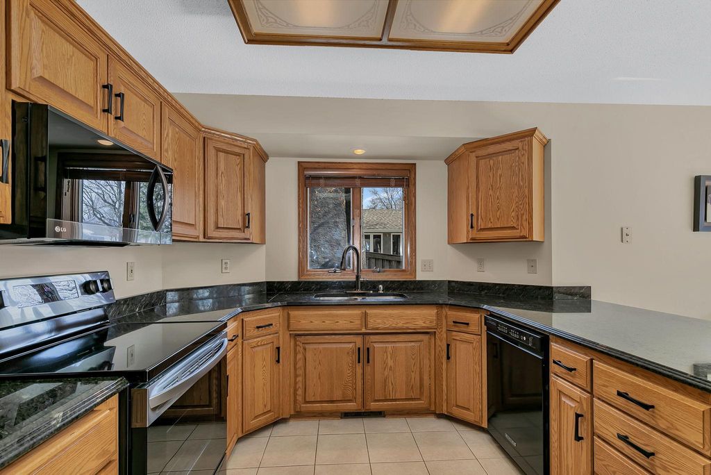 Photo of 2532 19th Street N, Saint Cloud, MN 56303 (MLS # 7025584)