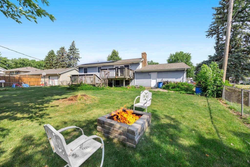 Photo of 168 Linden Circle, Apple Valley, MN 55124 (MLS # 7122508)