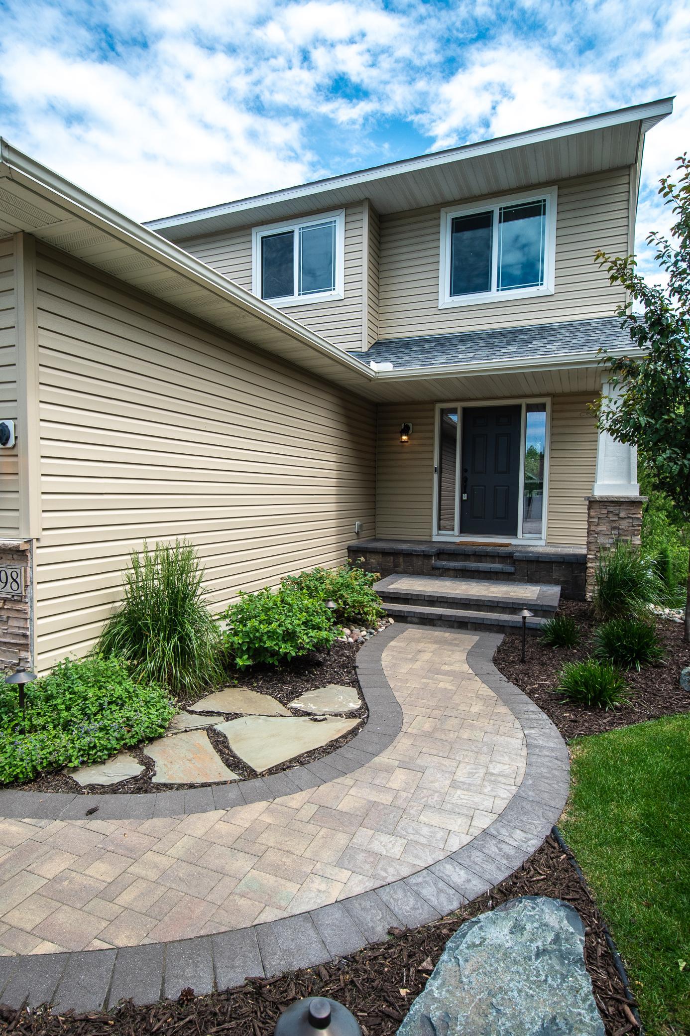 798 Forest Hills Lane