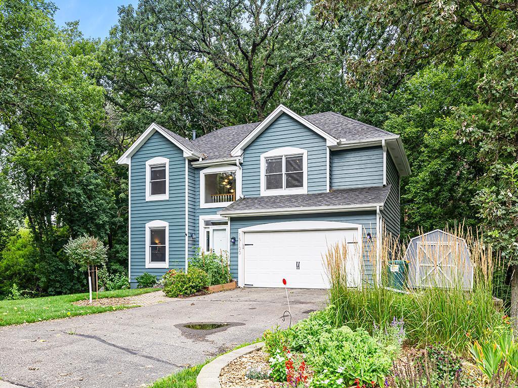 15100 Eileen Circle