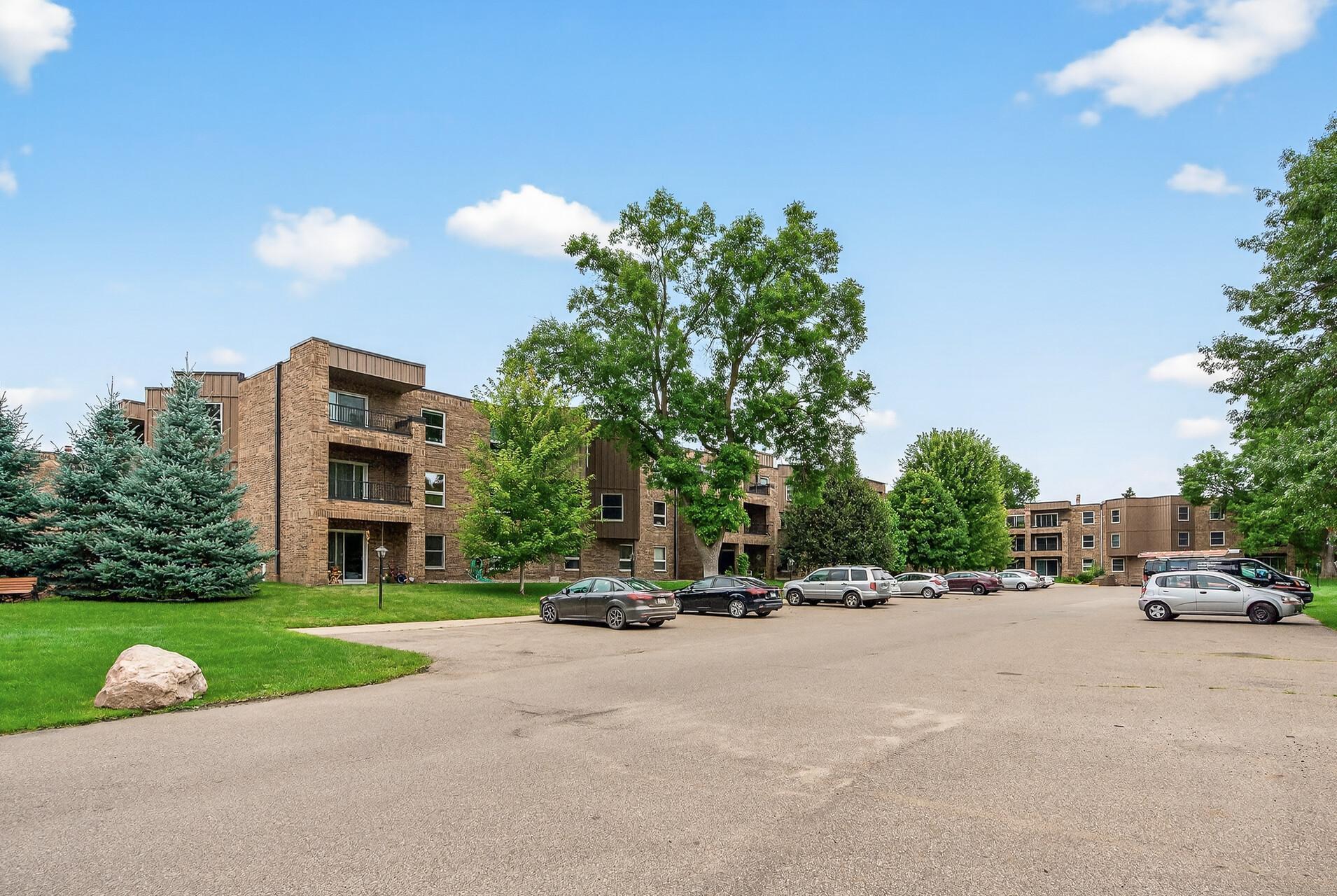 2220 Midland Grove Road 304