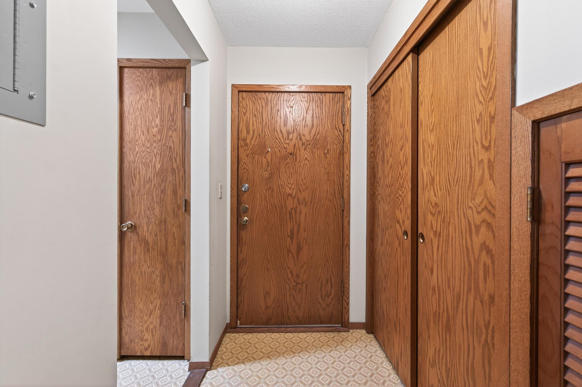 2220 Midland Grove Road 304