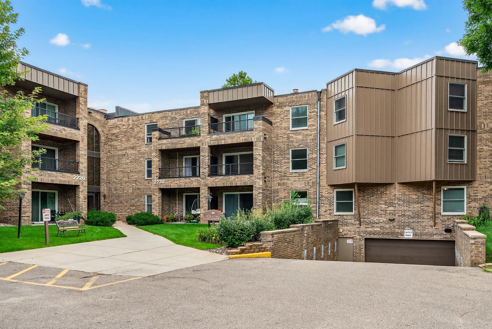 2220 Midland Grove Road 304