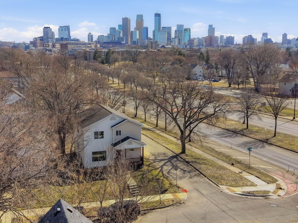 Photo of 612 Newton Avenue N, Minneapolis, MN 55411 (MLS # 7041360)
