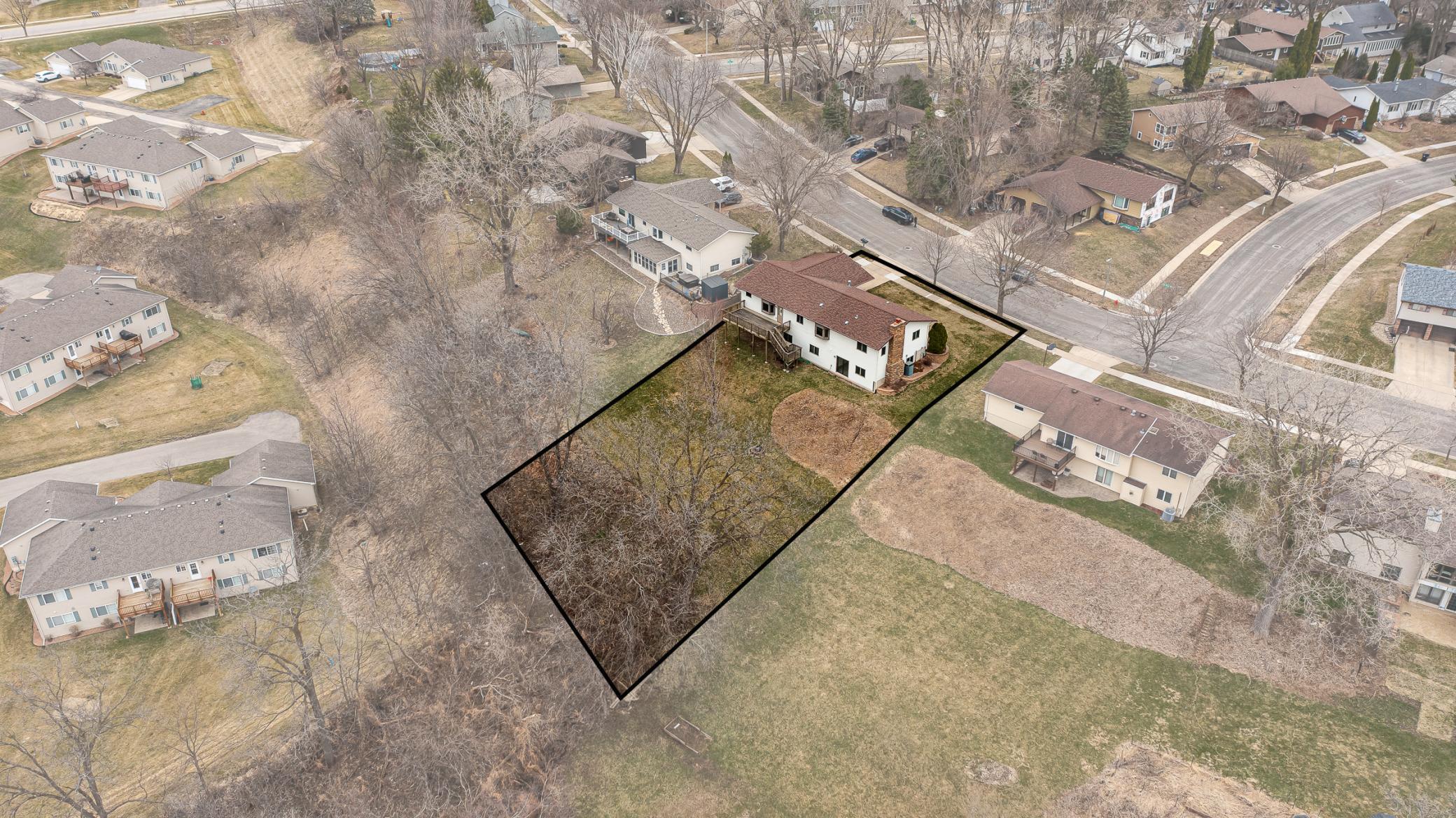 4400 Manor View Drive NW