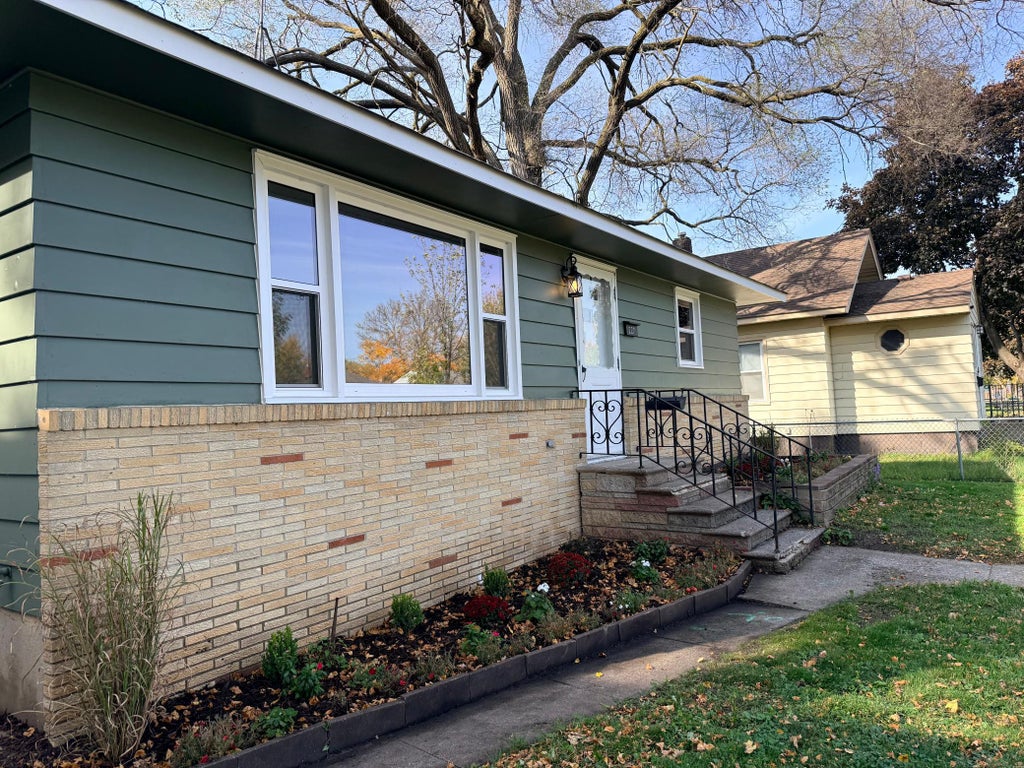Photo of 227 22nd Avenue N, Saint Cloud, MN 56303 (MLS # 7159052)
