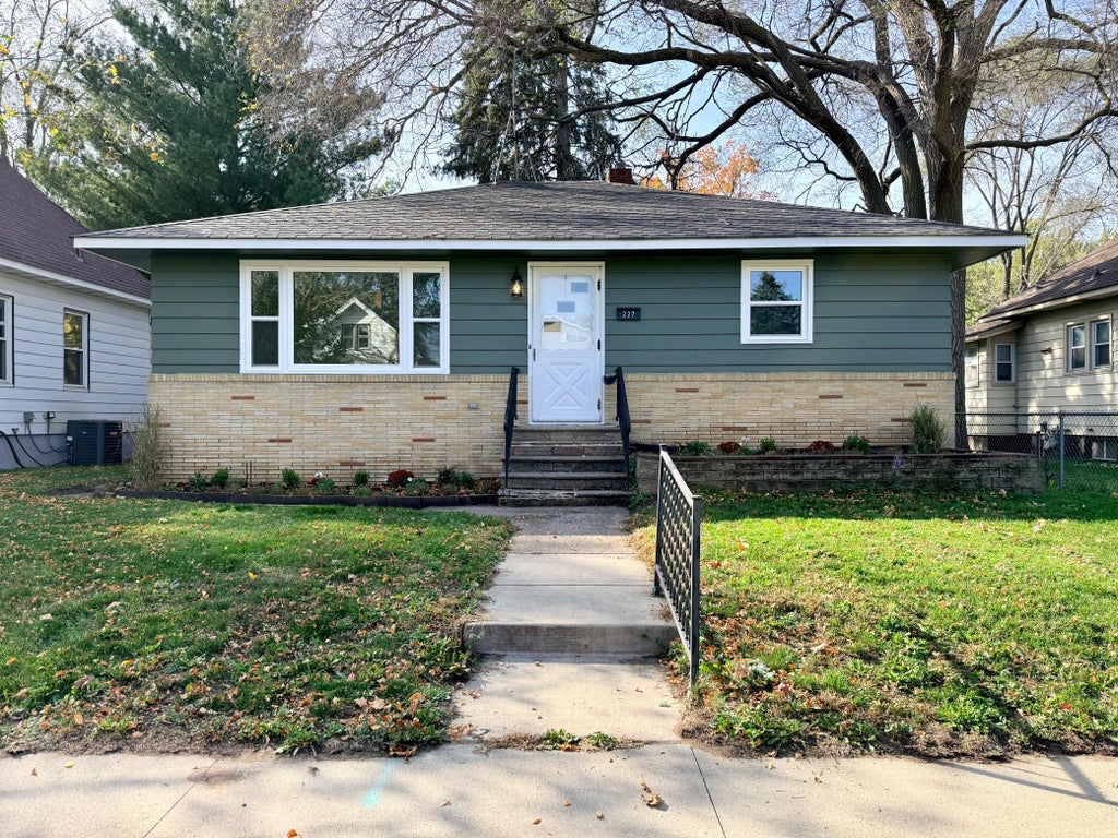 Photo of 227 22nd Avenue N, Saint Cloud, MN 56303 (MLS # 7159052)