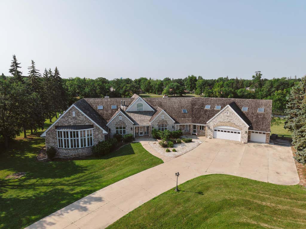 Photo of 1020 Centennial Drive, Thief River Falls, MN 56701 (MLS # 7122938)