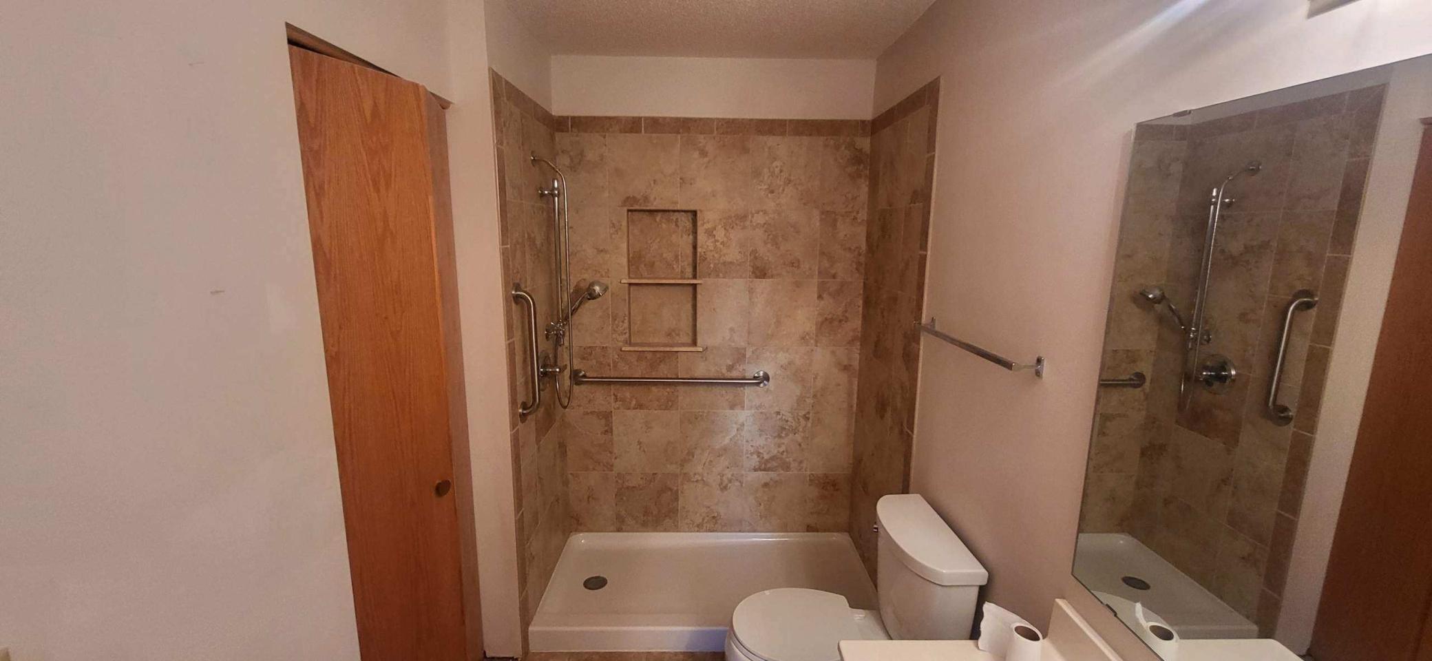 6896 Inverness Trail 14