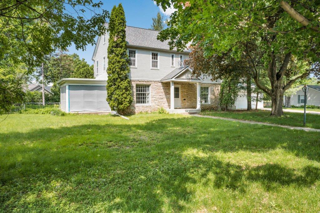 130 Holly Road