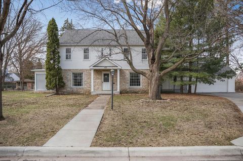 130 Holly Road Hopkins MN 55343