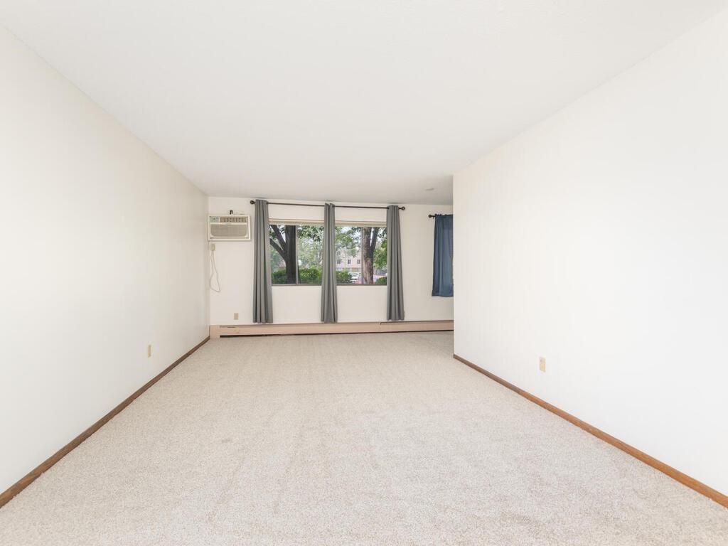 Photo of 4101 Parklawn Avenue #130, Edina, MN 55435 (MLS # 7047607)