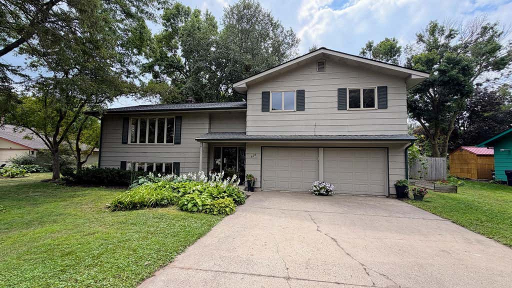 Photo of 828 Fremont Street E, Northfield, MN 55057 (MLS # 7134737)