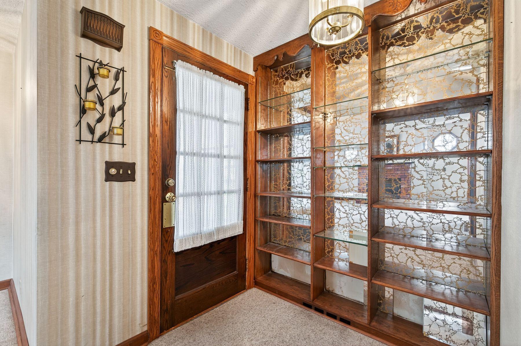 1009 3rd Street S