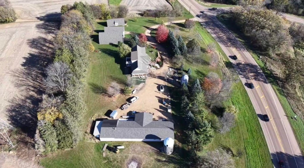 Photo of 6250 County Road 10, Chaska, MN 55318 (MLS # 7163089)