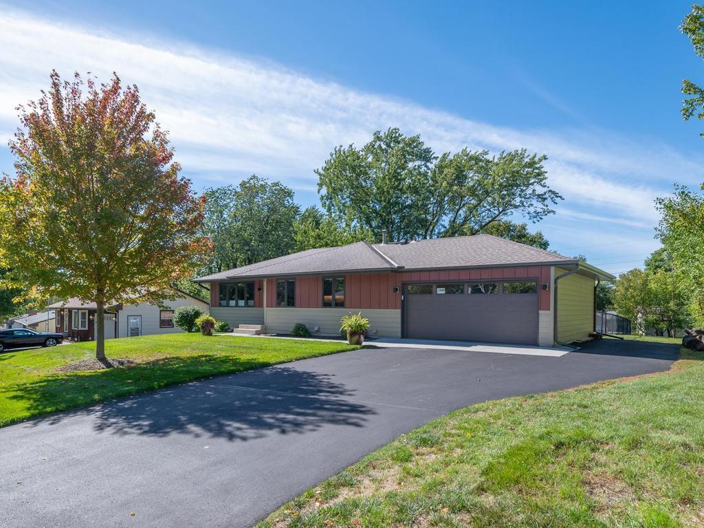 13008 Lakeview Drive Drive