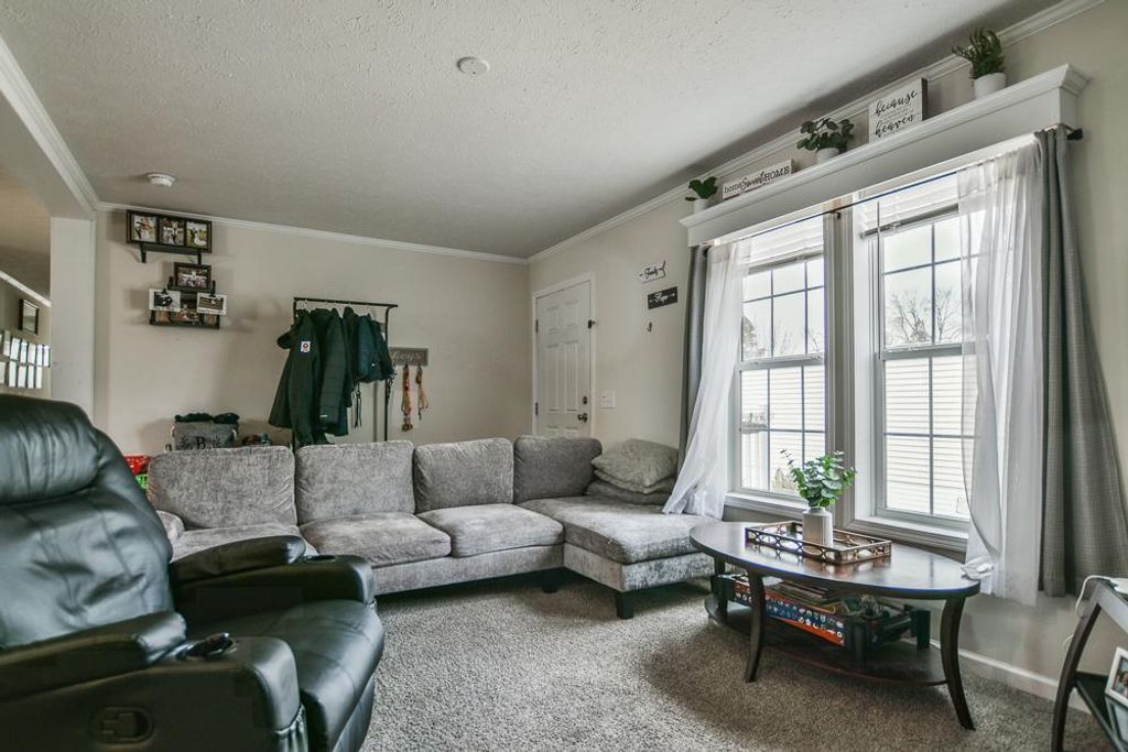 Photo of 1374 Birchview Drive, Maplewood, MN 55119 (MLS # 7004483)