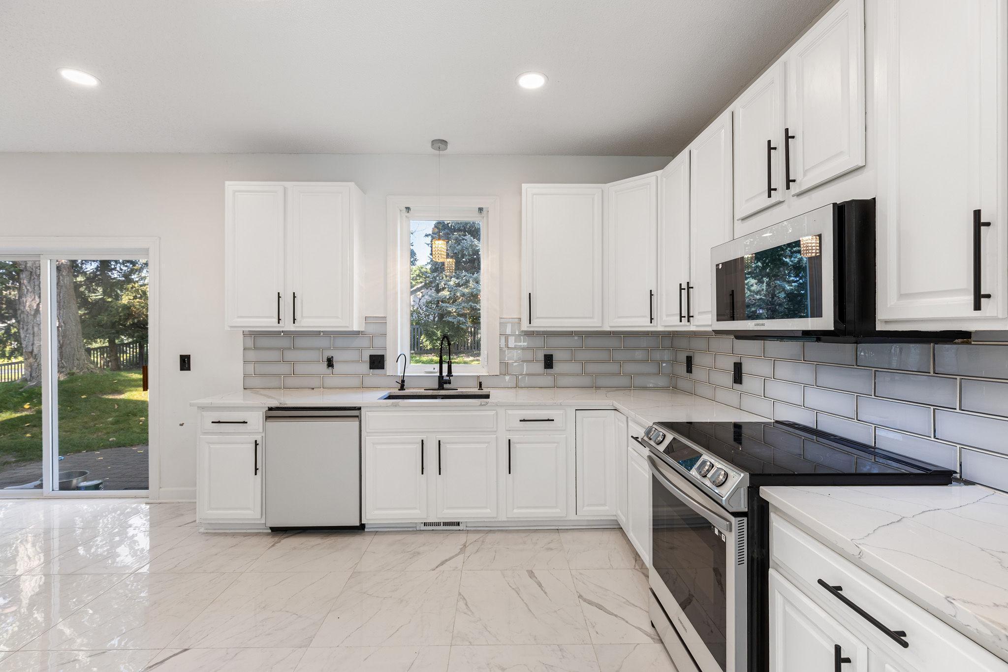 1042 Earley Lake Place