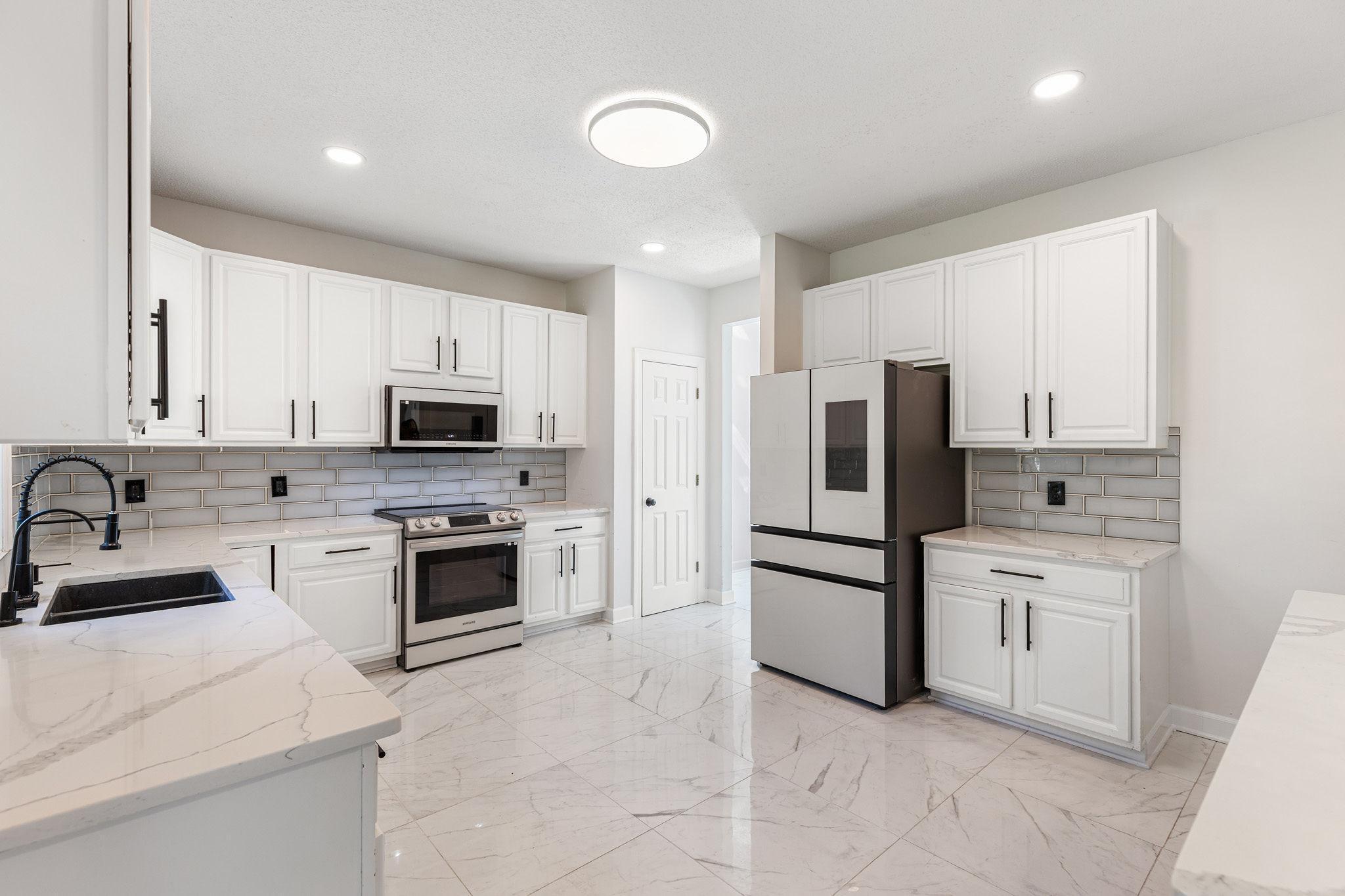 1042 Earley Lake Place