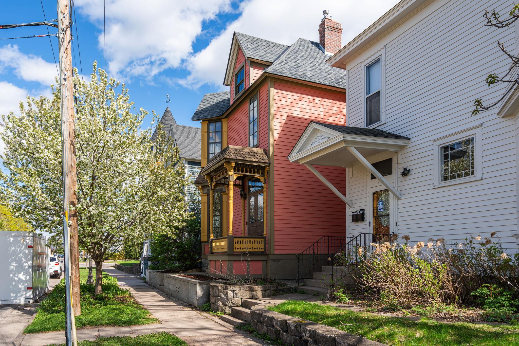 750 Margaret Street