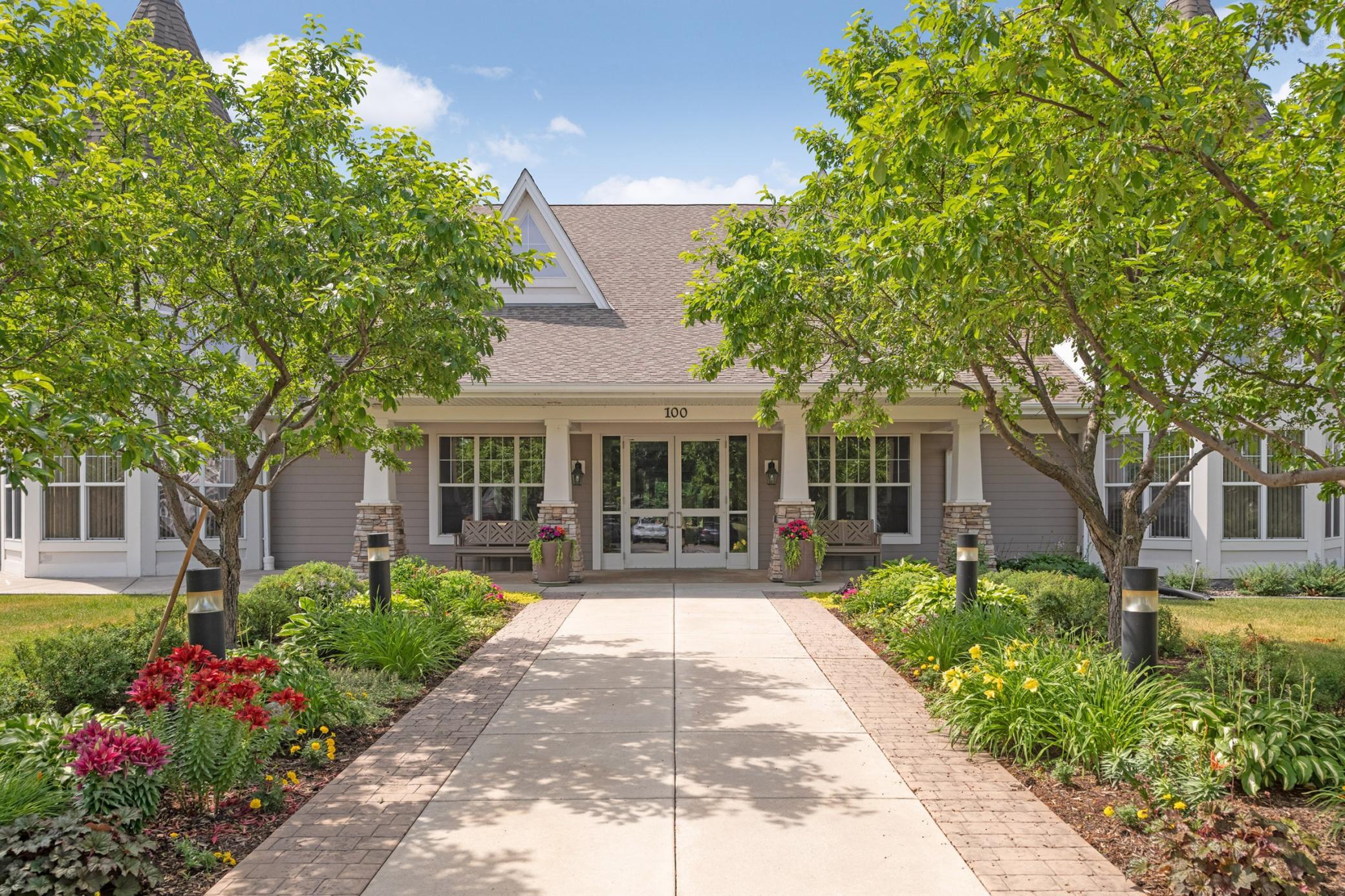 100 Clydesdale Trail 328
