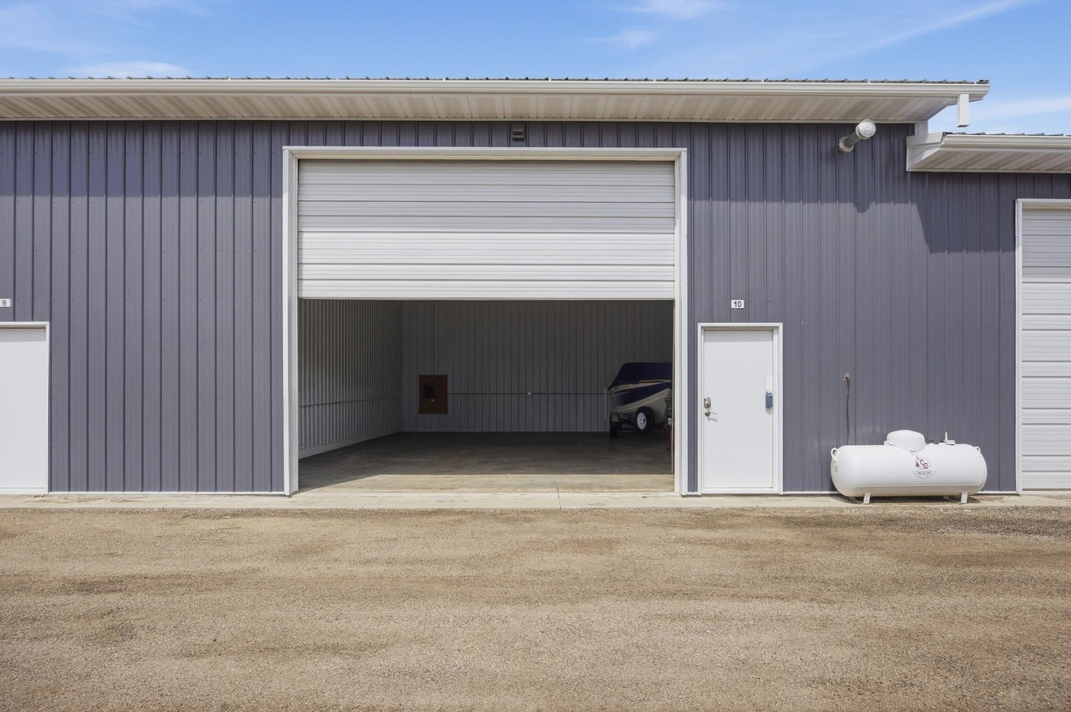 48714 County Hwy 17 10